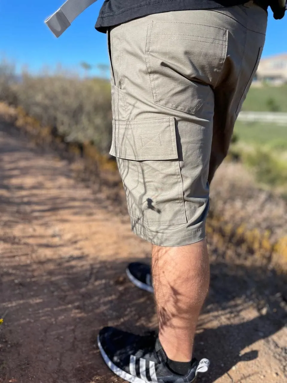 LAPG Core Cargo Lightweight Men's Shorts, 6 Pocket Cargo Shorts, EDC Rip-Stop Cargo Shorts for Men