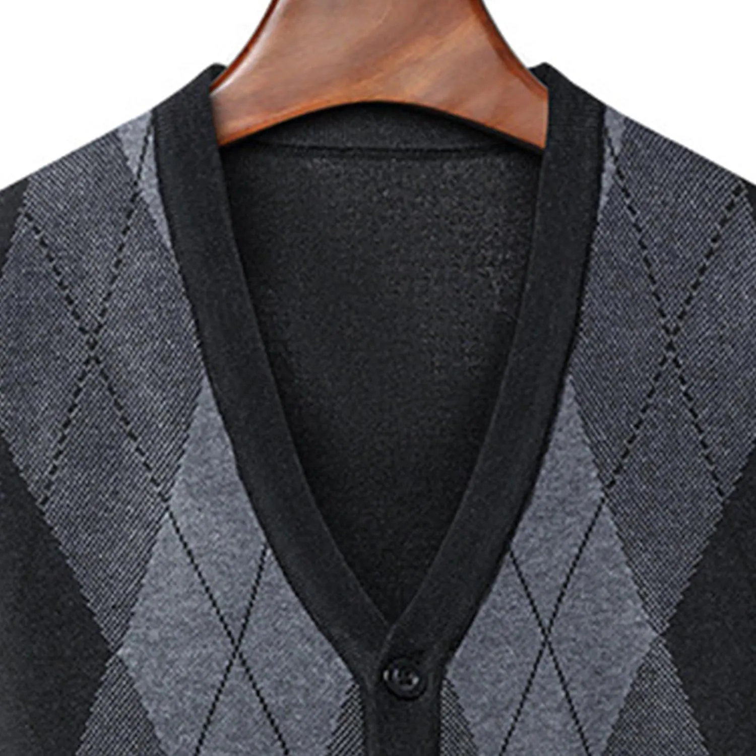 Men's Casual Argyle Cardigan Sweaters Button Up Wool Blend Jacket V Neck Soft Knitted Plaid Pockets Sweaters