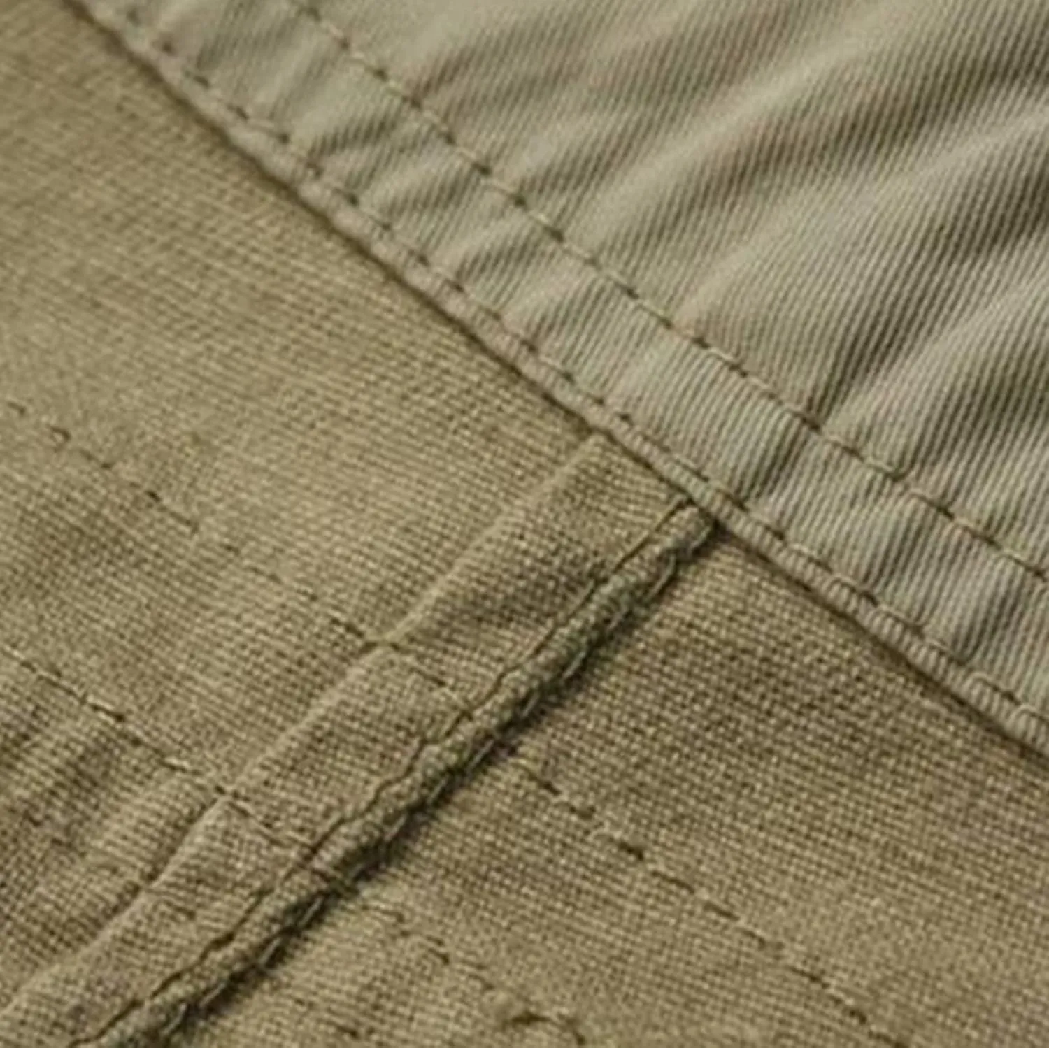 Mens Resort Wear 2025 Cargo Shorts Elastic Waist Hiking Work Shorts Outdoor Golf Jogger Running Shorts Zipper Pockets