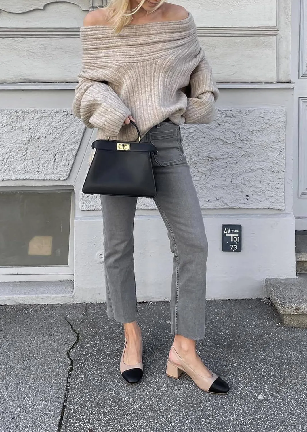 Women's Off The Shoulder Sweater Oversized Batwing Long Sleeve Loose Chunky Knit Pullover Sweaters Top