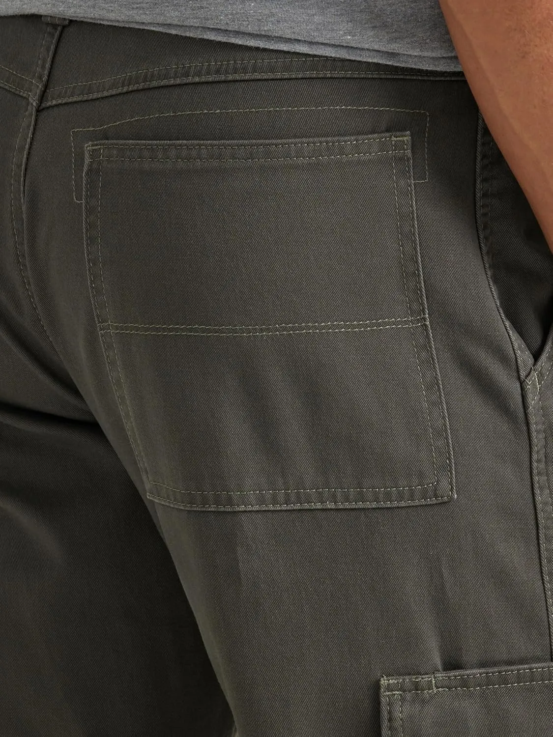 Wrangler Authentics Men's Twill Relaxed Fit Cargo Pant (Logan)