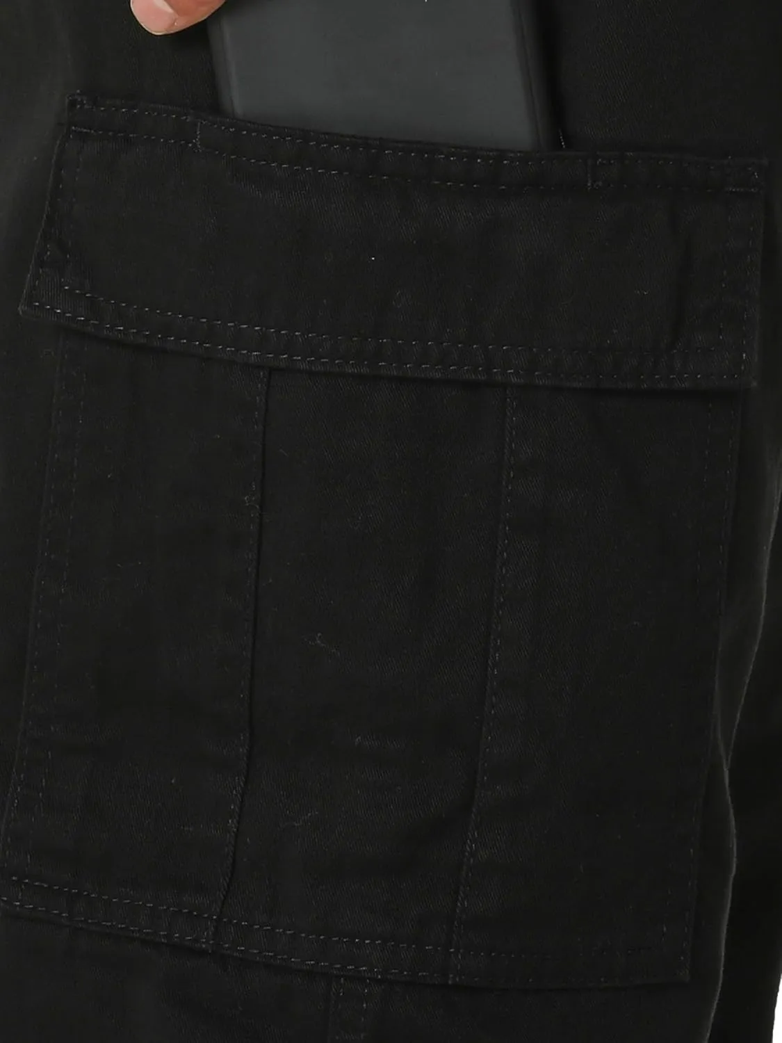 Wrangler Authentics Men's Twill Relaxed Fit Cargo Pant (Logan)